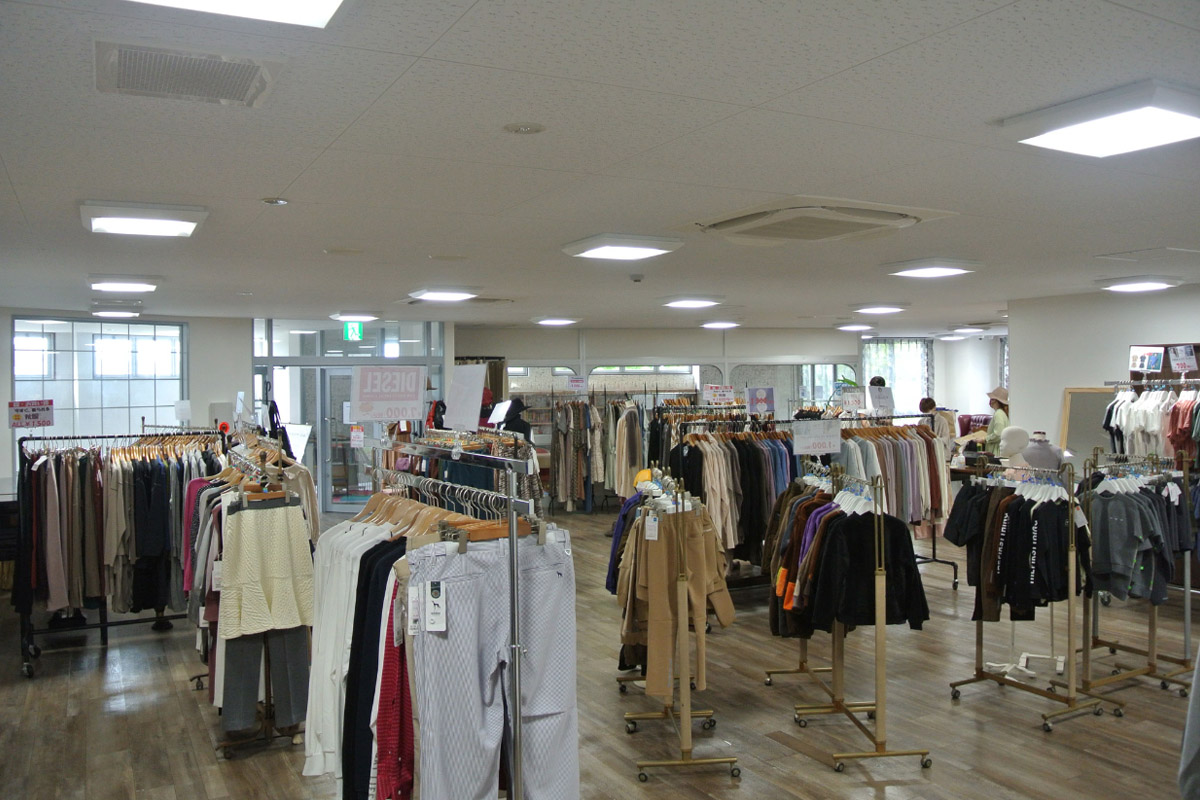 神戸市西区の「KOBE美穂が丘ガーデンズ」で「倉庫市」が2月3日